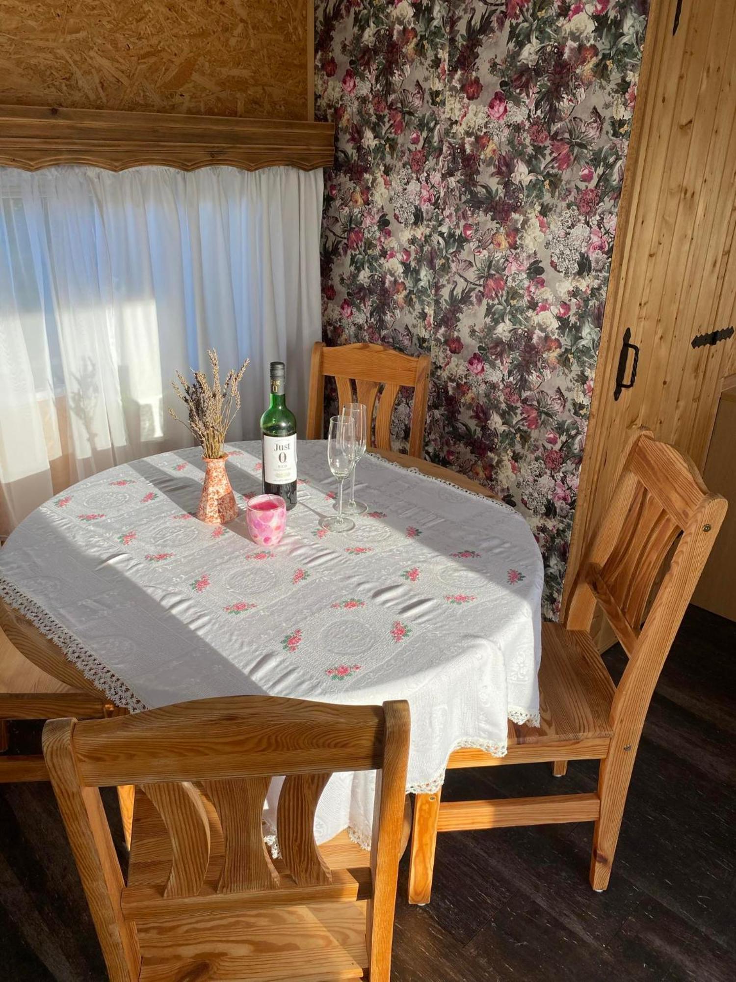 Przyczepa Holenderska Domek I Przemyslaw  외부 사진